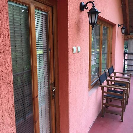 S' Centro - Park Apartments Kraljevo Bagian luar foto