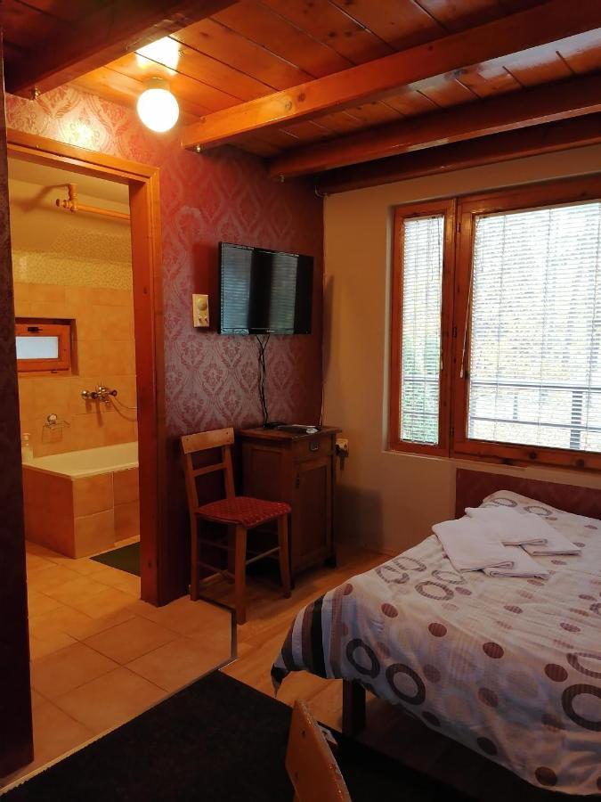 S' Centro - Park Apartments Kraljevo Bagian luar foto