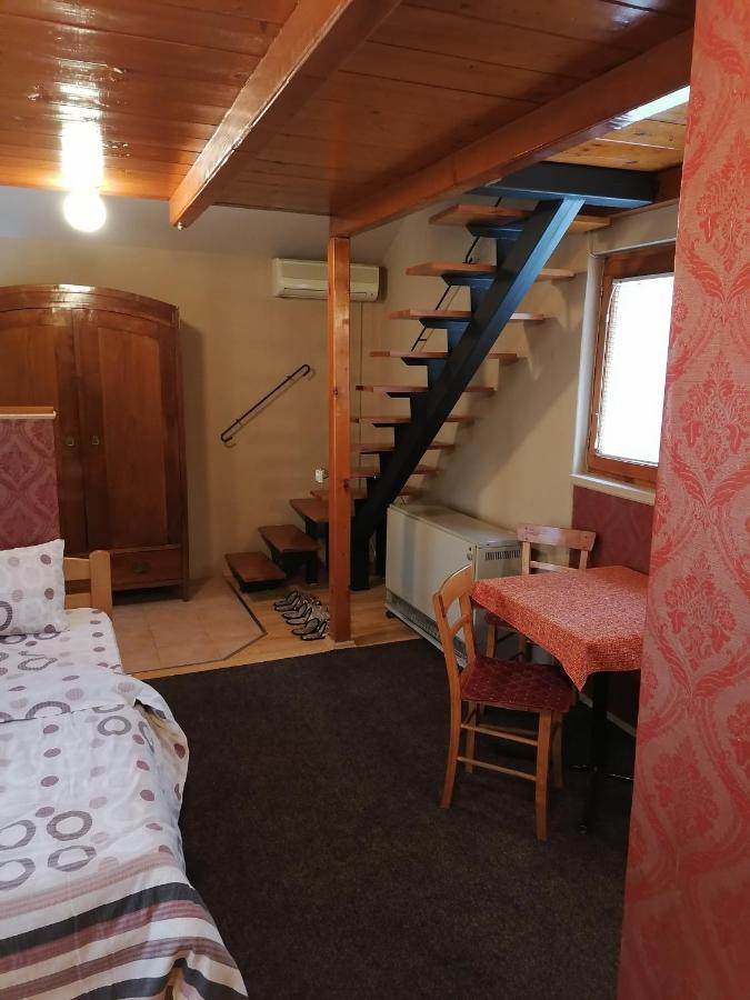 S' Centro - Park Apartments Kraljevo Bagian luar foto