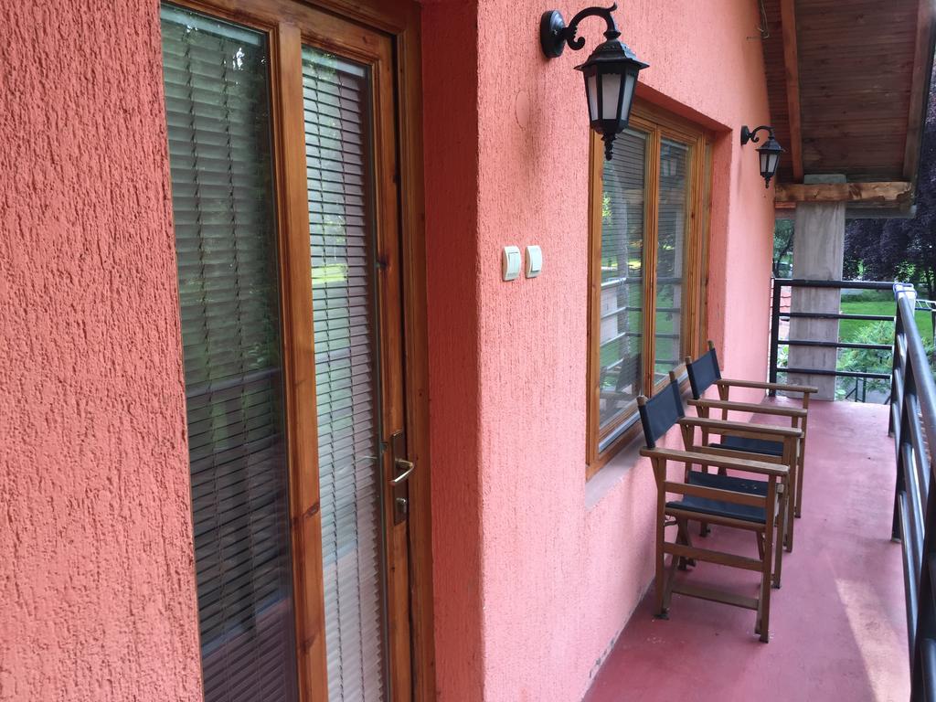 S' Centro - Park Apartments Kraljevo Bagian luar foto