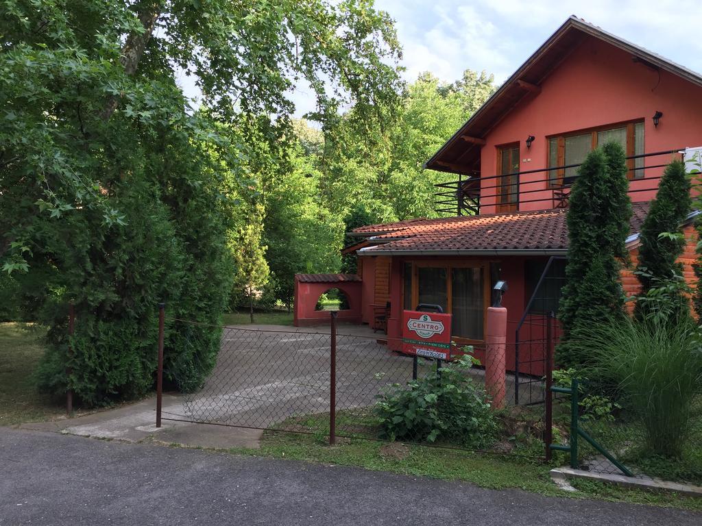 S' Centro - Park Apartments Kraljevo Bagian luar foto