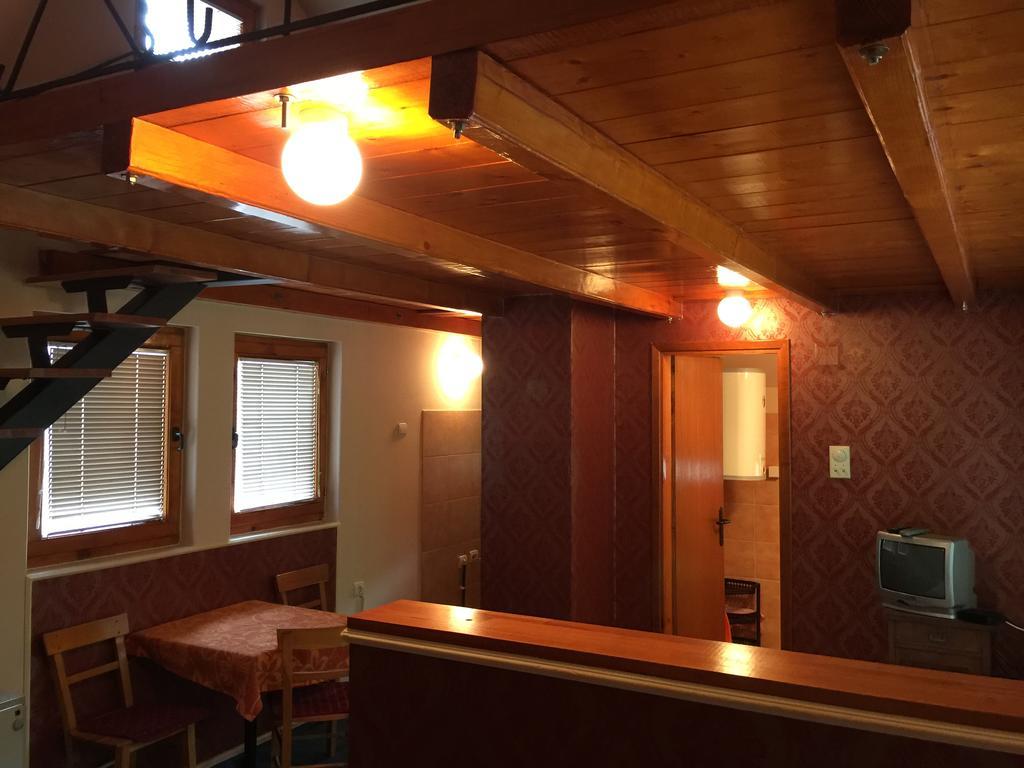 S' Centro - Park Apartments Kraljevo Bagian luar foto